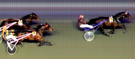 Målfoto for løp 9 på bane BI den 08.02.2014