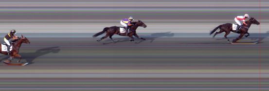 Målfoto for løp 1 på bane BI den 06.06.2014