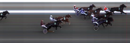 Målfoto for løp 4 på bane BI den 07.02.2015