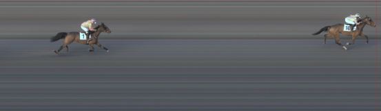 Målfoto for løp 3 på bane BI den 10.04.2015