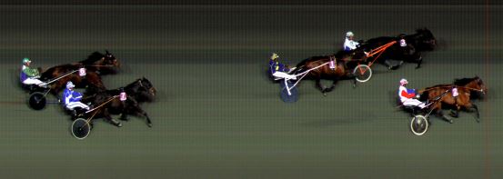 Målfoto for løp 8 på bane BI den 10.04.2015