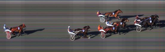 Målfoto for løp 2 på bane BI den 05.06.2015