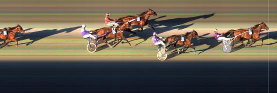 Målfoto for løp 2 på bane BI den 14.08.2015