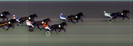 Målfoto for løp 4 på bane BI den 04.09.2015