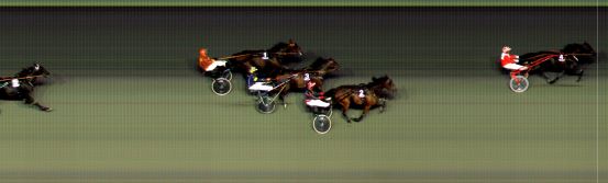 Målfoto for løp 6 på bane BI den 04.09.2015