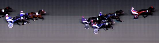 Målfoto for løp 4 på bane BI den 25.10.2015