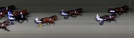 Målfoto for løp 6 på bane BI den 13.12.2015