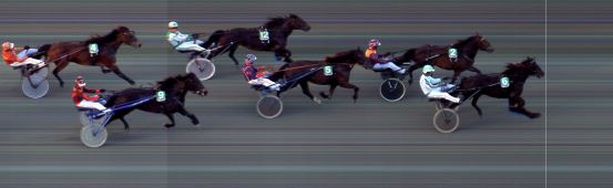 Målfoto for løp 4 på bane BI den 11.08.2017