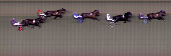 Målfoto for løp 7 på bane BI den 12.12.2021