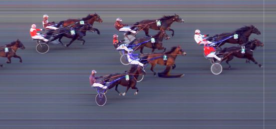 Målfoto for løp 4 på bane BI den 21.04.2022