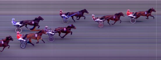 Målfoto for løp 8 på bane BI den 29.04.2022