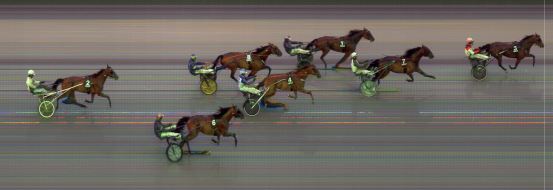 Målfoto for løp 6 på bane BI den 04.07.2022