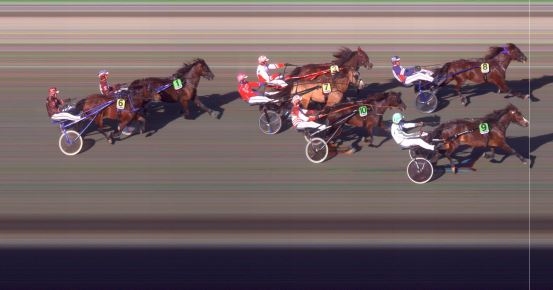 Målfoto for løp 9 på bane BI den 06.08.2022