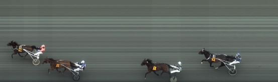 Målfoto for løp 1 på bane FO den 07.04.2015