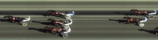 Målfoto for løp 10 på bane FO den 02.05.2015