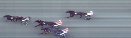 Målfoto for løp 4 på bane FO den 12.05.2015