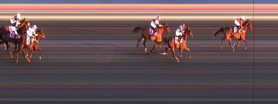 Målfoto for løp 9 på bane JA den 27.04.2014