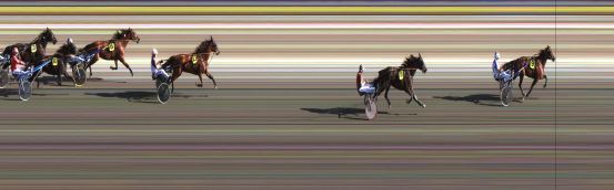 Målfoto for løp 1 på bane JA den 11.06.2014