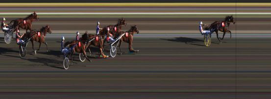 Målfoto for løp 3 på bane JA den 11.06.2014