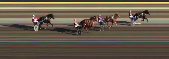 Målfoto for løp 4 på bane JA den 11.06.2014