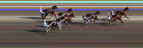 Målfoto for løp 2 på bane JA den 09.07.2014