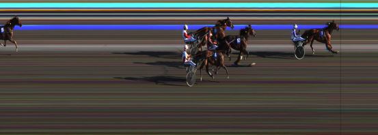 Målfoto for løp 2 på bane JA den 08.08.2014