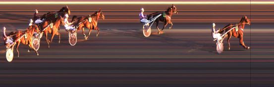 Målfoto for løp 9 på bane JA den 26.04.2015