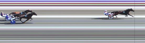 Målfoto for løp 4 på bane JA den 04.07.2015