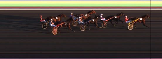 Målfoto for løp 5 på bane JA den 07.08.2015