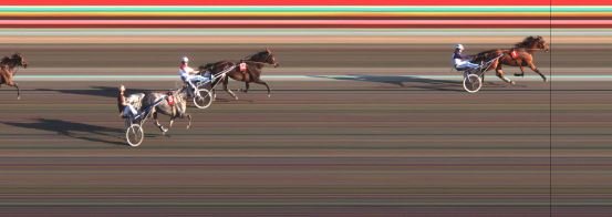 Målfoto for løp 3 på bane JA den 02.06.2016