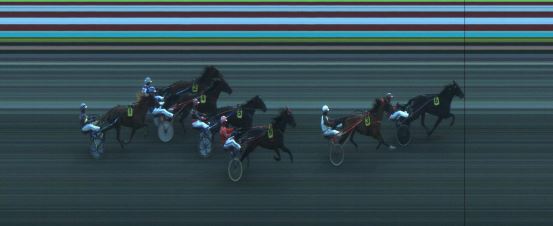 Målfoto for løp 1 på bane JA den 06.04.2017