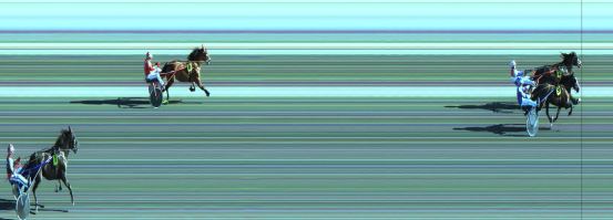 Målfoto for løp 1 på bane JA den 12.05.2017