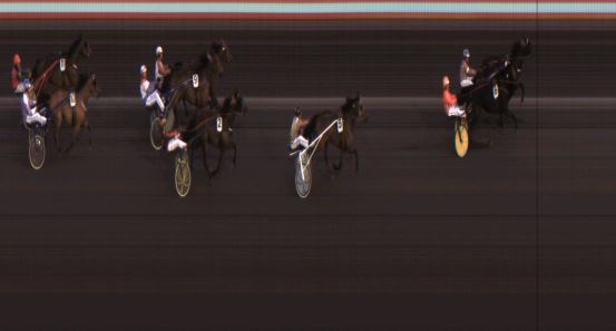 Målfoto for løp 5 på bane JA den 13.04.2018