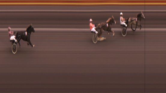 Målfoto for løp 8 på bane JA den 22.04.2018