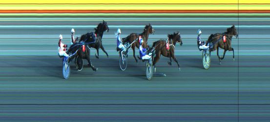 Målfoto for løp 3 på bane JA den 17.06.2019