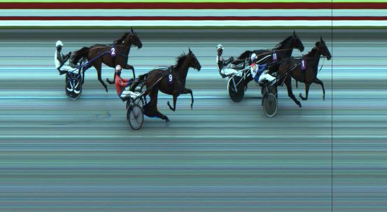 Målfoto for løp 8 på bane JA den 06.07.2019