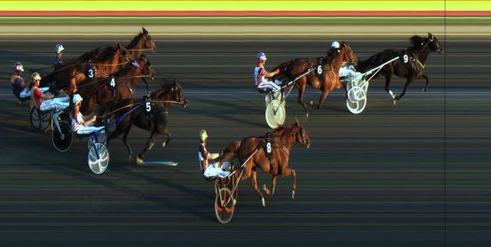 Målfoto for løp 6 på bane JA den 02.08.2019