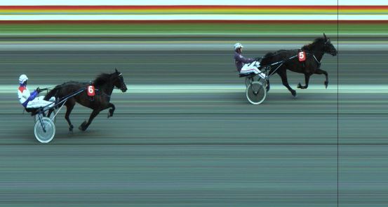 Målfoto for løp 3 på bane JA den 08.06.2020