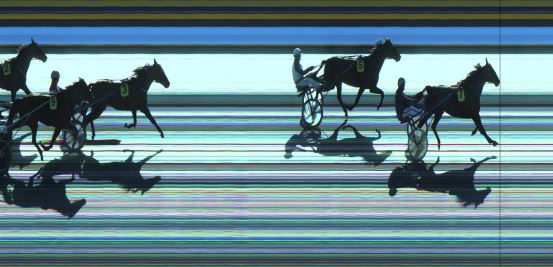 Målfoto for løp 1 på bane JA den 23.02.2022