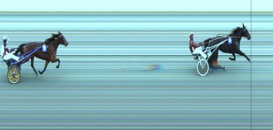 Målfoto for løp 2 på bane JA den 01.02.2023