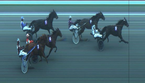 Målfoto for løp 8 på bane JA den 15.02.2023