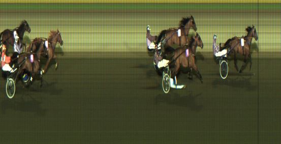 Målfoto for løp 8 på bane JA den 10.03.2023