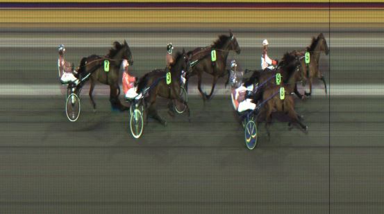 Målfoto for løp 9 på bane JA den 30.04.2023