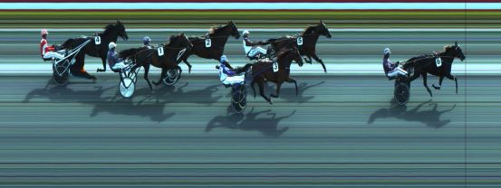 Målfoto for løp 5 på bane JA den 09.10.2023