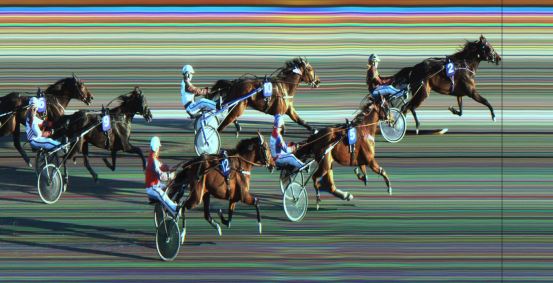 Målfoto for løp 2 på bane JA den 15.04.2024