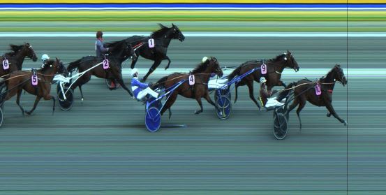 Målfoto for løp 10 på bane JA den 07.07.2024