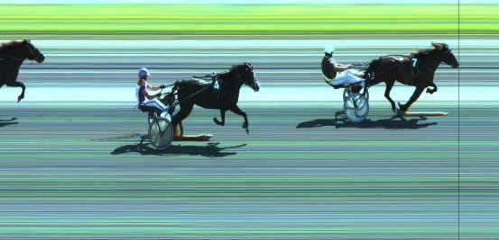 Målfoto for løp 6 på bane JA den 06.08.2024