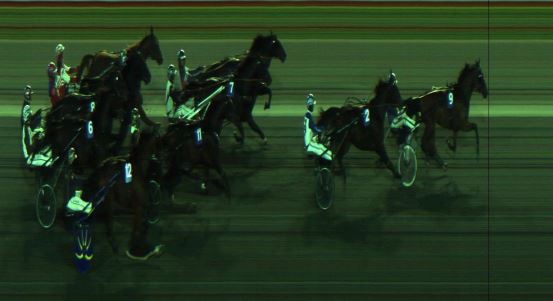 Målfoto for løp 2 på bane JA den 15.10.2024