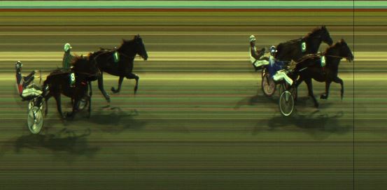 Målfoto for løp 4 på bane JA den 08.12.2024