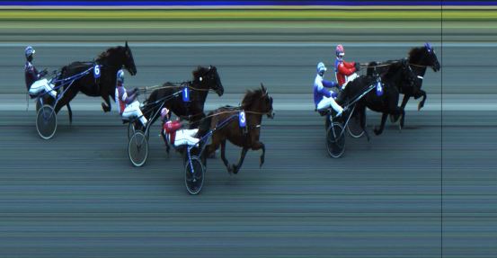 Målfoto for løp 2 på bane JA den 31.12.2024